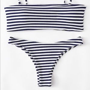 Thong stripped black and white bikini